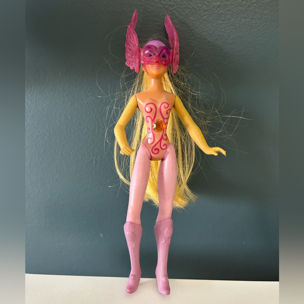 RARE Vintage Princess Gwenevere & Jewel Riders Action Figure w/ Face Helmet!